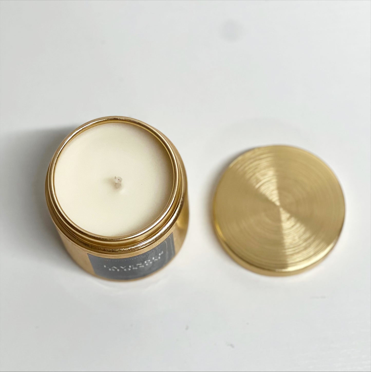 VANILLA & ROSE CLASSIC SOY CANDLE